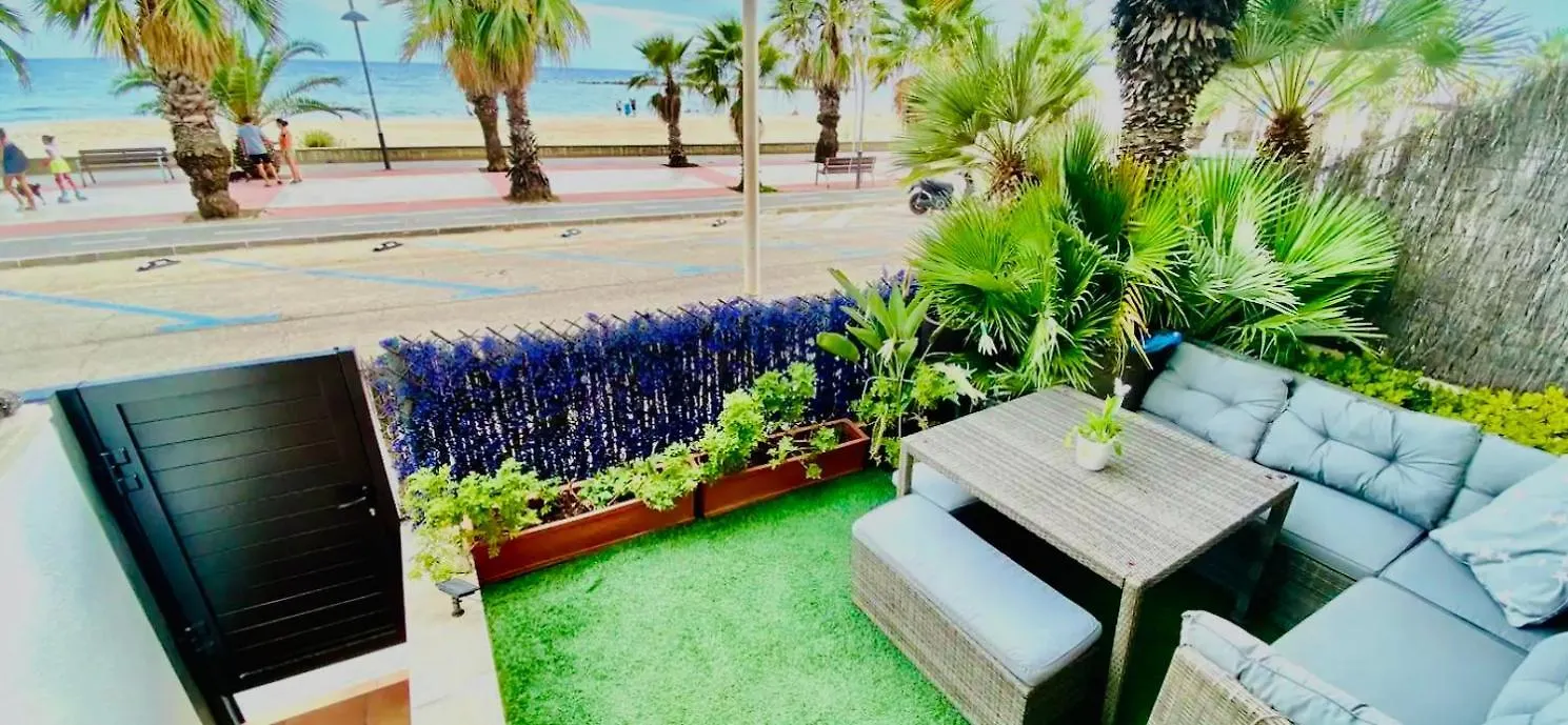 Frente Al Mar Salida Directa Por Jardin A Playa 30 M Agua Apartment Cubelles 0*,