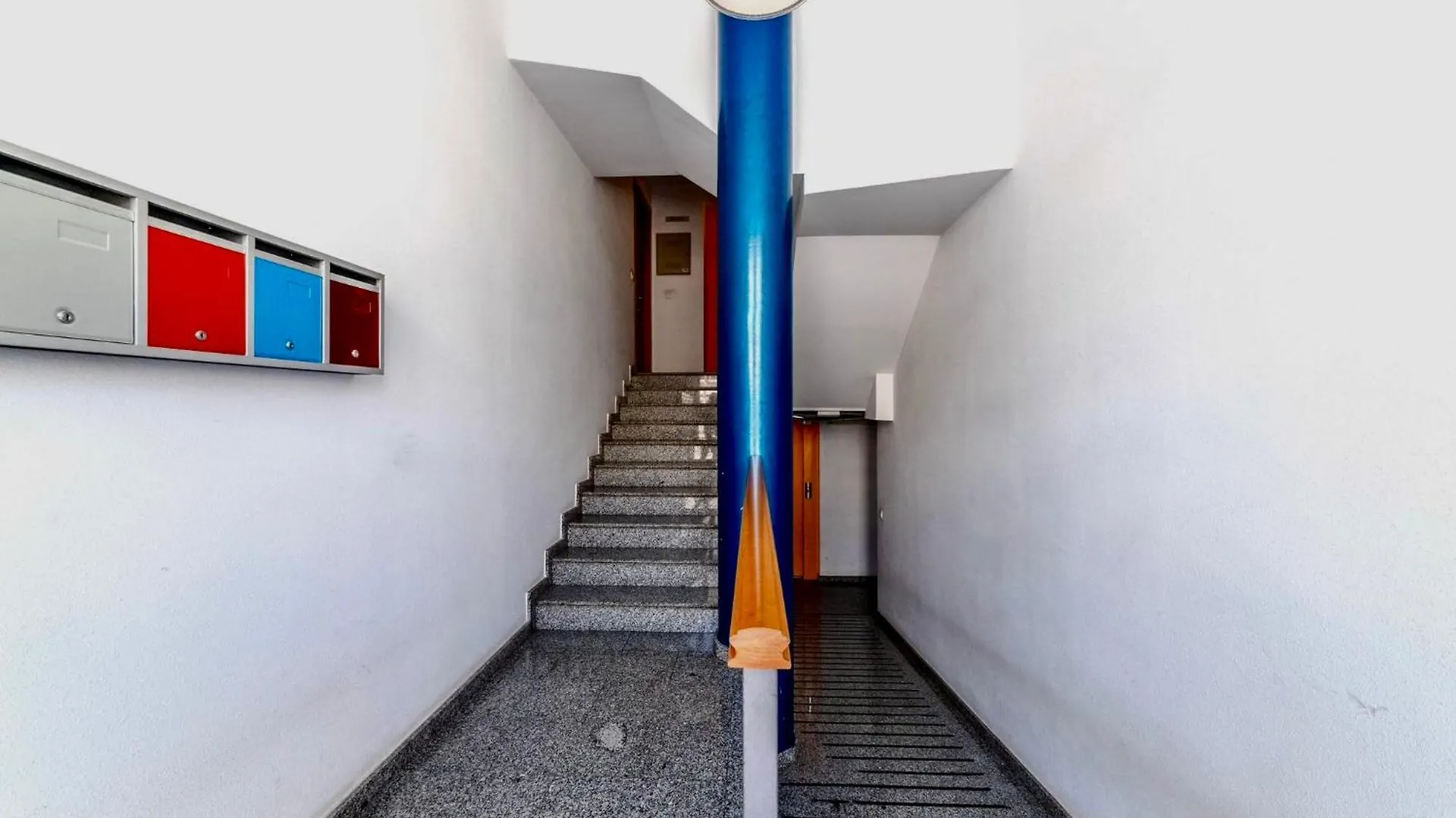 Frente Al Mar Salida Directa Por Jardin A Playa 30 M Agua Apartment Cubelles
